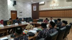 MUI Datangi DPRD Tulungagung, Desak Penertiban Miras Ilegal dan Prostitusi