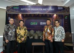 Langka! 19 Artefak Meteorit Luar Angkasa Dipamerkan di Surabaya