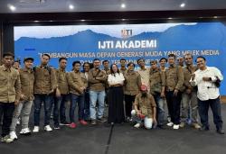 Lewat IJTI Akademi 2026, Puluhan Pelajar Purwasuka Asah Kemampuan Jurnalistik dan Public Speaking