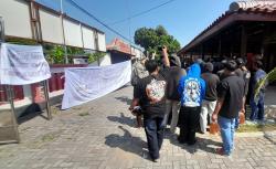 Dokumen Pabrik Tekstil Masih Terhambat, Warga Kembali Geruduk Balai Desa Pondok