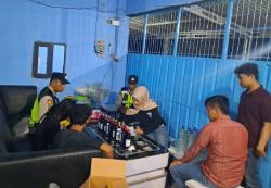 Seratusan Botol Miras Diamankan Polsek Gubug Saat Operasi Pekat di Sejumlah Lokasi