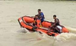 Bocah 6 Tahun Hilang Terseret Arus Sungai Comal, Tim Gabungan Lakukan Pencarian