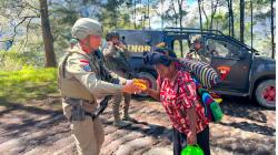 Satgas Damai Cartenz Perkuat Patroli Humanis di Ilaga, Bangun Kepercayaan Warga Papua