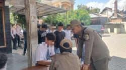 Petugas Gabungan Razia Pelajar Bolos Sekolah, 47 Siswa Terjaring di Warung Kopi