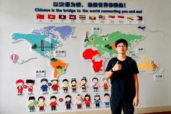Pelajar Lumajang Bikin Siswa Asia Tertarik Kunjungi Tumpak Sewu dan Indonesia
