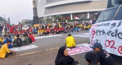 Mahasiswa Blokade Jalur Cianjur-Puncak, Tuntut Evaluasi MBG dan Perbaikan Ekonomi Nasional