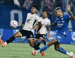 Tak Hanya Persib Dan PSM, Semen Padang Juga Masuk Daftar Sanksi FIFA