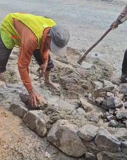 Pembangunan Talud di Sukoharjo Dipersoalkan, Warga Minta Dinas Terkait Lakukan Pengawasan