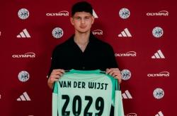 Kiper 17 Tahun Keturunan Indonesia Dikontrak Ajax, jadi Masa Depan Skuad Garuda?