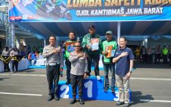 Driver Ojol asal Cimahi Juara 1 Lomba Safety Riding HUT Bhayangkara Digelar Polda Jabar