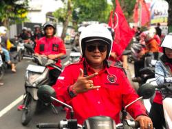 Peringati Bulan Bung Karno, Puluhan Kader Banteng Jombang Konvoi Motor ke Blitar