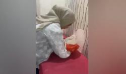 Bikin Geger! Bayi Baru Lahir Dibuang di Tepi Sungai, Mulutnya Dilakban