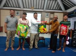 Dapat Lisensi, Anggota DPRD Kota Tegal Gelar Nobar Piala Dunia di Kantor Kelurahan