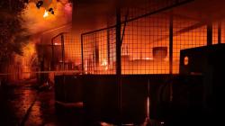 Amuk Si Jago Merah di Pabrik Mainan Medan Johor, Belasan Rumah Hangus Terbakar