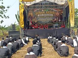 60 Warga Baru Perguruan Silat Harimau Putih Disahkan Lewat Gelaran Suran Akbar