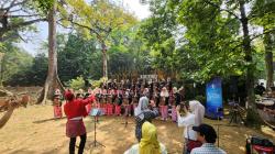 Lestarikan Budaya Sunda, Angklung Srikandi Bogor Ramaikan KULTURA di Kebun Raya Bogor