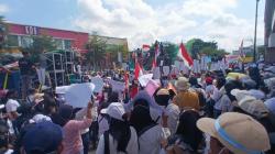Massa Pendukung MBG Datangi DPRD Bojonegoro, Minta Program Tetap Dilanjutkan