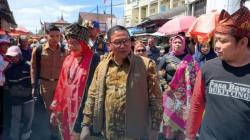 Pedagang Pasar Bawah Bersatu Jadi Motor Kebersihan di Perayaan 100 Tahun Jam Gadang