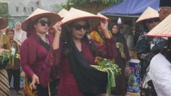 Kenakan Pakaian Adat Nusantara, Warga Kertonegoro Kenalkan Budaya kepada Generasi Muda