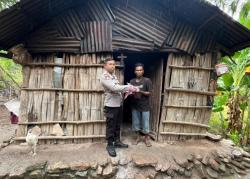 Polisi Humanis di TTU, Sisihkan Gaji Beli Seragam Sekolah untuk Anak Keluarga Kurang Mampu