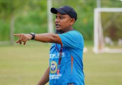 Gantikan Aji Santoso, Mantan Juru Taktik Persiraja Akhyar Ilyas Resmi Tukangi PSPS Pekanbaru
