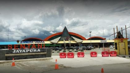 Pesawat Asing Mendarat di Bandara Sentani, Pemprov: Tidak Ada Izin - Bagian 1