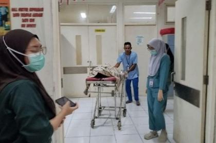 Sadis! Pria di Bangkalan Tewas Dibacok di Depan Istri dan Anak - Bagian 1
