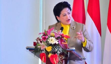 Connie Rahakundini Sindir Gibran Jadi Cawapres: Pemimpin Itu yang Dipegang  Omongannya