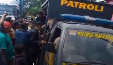 Aksi Penjambretan