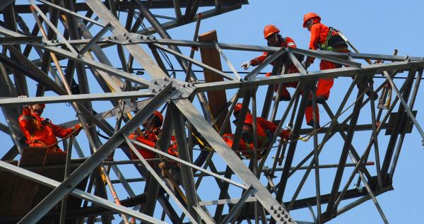 PLN Tinggikan Gardu Induk dan Distribusi