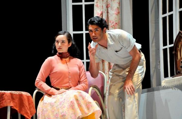 Reza Rahadian Bangkitkan Romansa Chairil Anwar lewat Teater