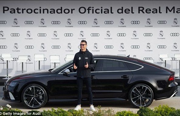 Diberi Hadiah Audi Ini Pilihan Mobil Cristiano Ronaldo