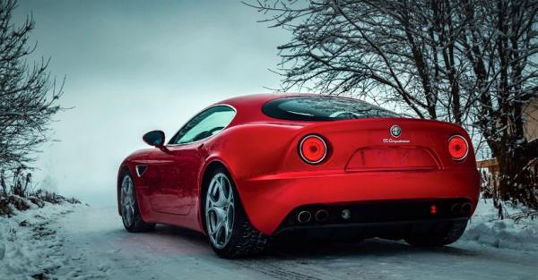 Alfa Romeo 8C
