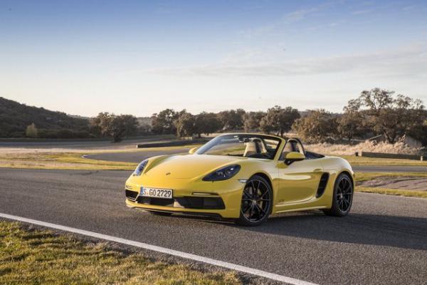 Porsche 718 Boxster
