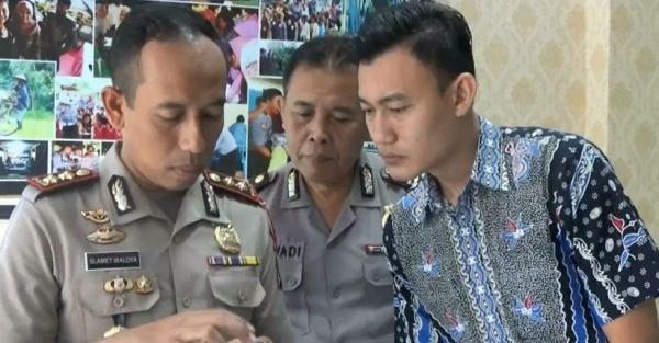 Viral Video Siswa Sma Joget Vulgar Polres Blitar Periksa 10 Pelajar Viral Video Siswa Sma Joget Vulgar Polres Blitar Periksa 10 Pelajar