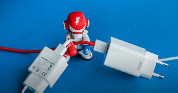 Ketahui 4 Bahaya Menggunakan Charger Palsu