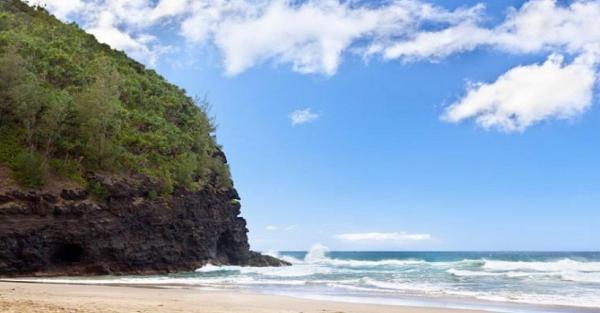 4 Pantai Berbahaya Dunia, Keindahan Hanakapiai Hawaii Menipu Wisatawan