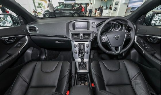 Volvo V40 T5
