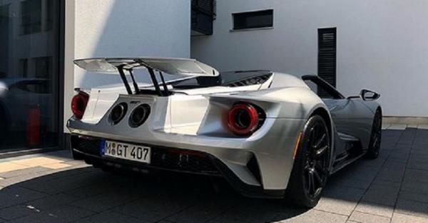 Ford GT
