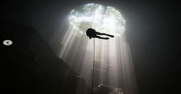 Goa Jomblang sangat eksotik. (Foto : Ist)