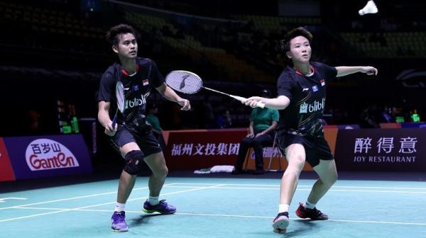 Tontowililiyana Tontowi Ahmad (kiri) dan Liliyana Natsir saat menjuarai ganda campuran Olimpiade 2016 di Rio de Janeiro, Brasil. (Foto: coconuts.co)