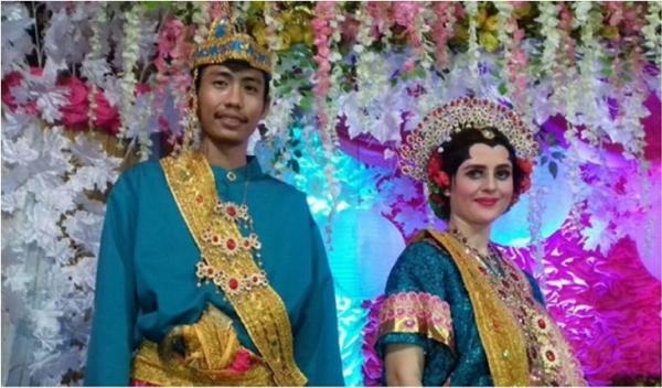 Afrizal Rahmat dan Kathleen Mijo Kovarbasic (Foto: radawarta1.blogspot.co.id)