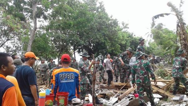 Tsunami Selat Sudan terjang Banten, Santu (22/12/2018)