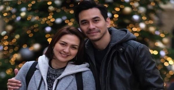 Darius Sinathria bersama Donna Agnesia. (Foto: IG)