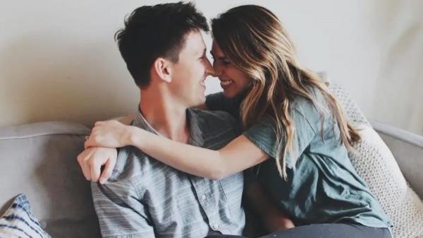 80 Contoh Deep Talk dengan Pacar, Bikin Hubunganmu Semakin Romantis