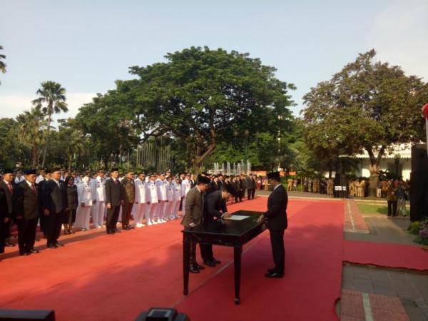 Gubernur DKI Jakarta Anies Rasyid Baswedan melantik 1.125 pejabat di lingkungan pemprov DKI Jakarta yang meliputi aselon II, III dan IV, Senin (25/2/2019). (Foto: iNews.id/Wildan Catra Mulia)