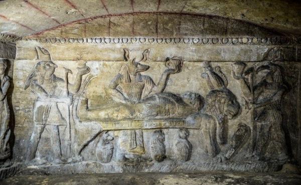Mesir Selamatkan Makam Bawah Tanah Usia 2.000 Tahun yang 'Tenggelam'