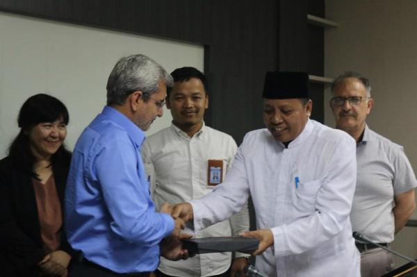 Direktur Pendidikan Diniyah dan Pondok Pesantren (Pontren) Ahmad Zayadi saat menerima rombongan dari Pemerintah Pakistan yang ingin berguru tentang pendidikan kesetaraan Ponpes Salafiyah di Indonesia, Senin (11/3/2019). (Foto: Istimewa)