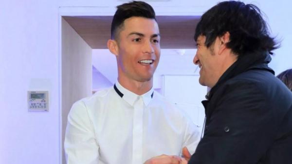 Bantu Ekonomi Spanyol, Cristiano Ronaldo Buka Klinik Cangkok Rambut