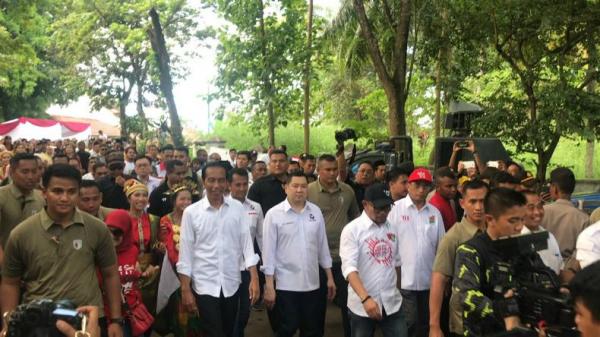 Ketua Umum Partai Perindo Hary Tanoesoedibjo saat mendampingi capres Jokowi kampanye terbuka perdana di Serang, Banten, Minggu (24/3/2019). (Foto: MNC Media)